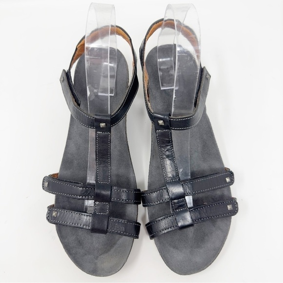 TAOS Wanderer Wedge Sandals - Picture 4 of 10